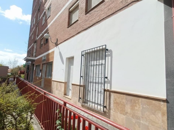 Dúplex reformado, nuevo de  tres hab.dos baños en Aluche, Madrid | Junto al Parque